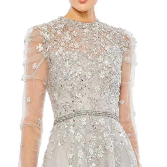 NWT Mac Duggal Dress 20444 // Embellished Gathered Long sleeve A-Line // Size 10 - Picture 5 of 8